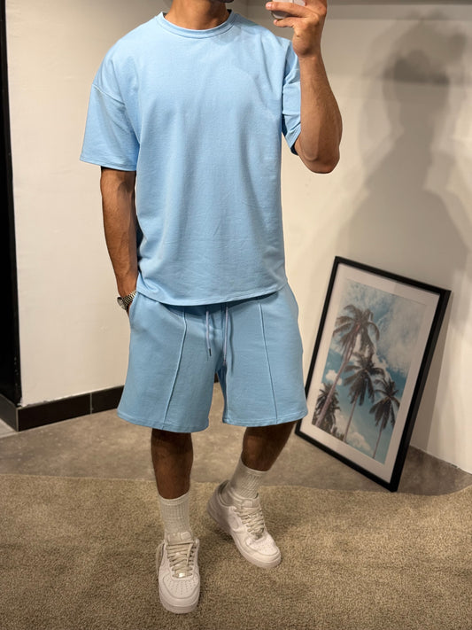 Ensemble t-shirt/short bleu ciel